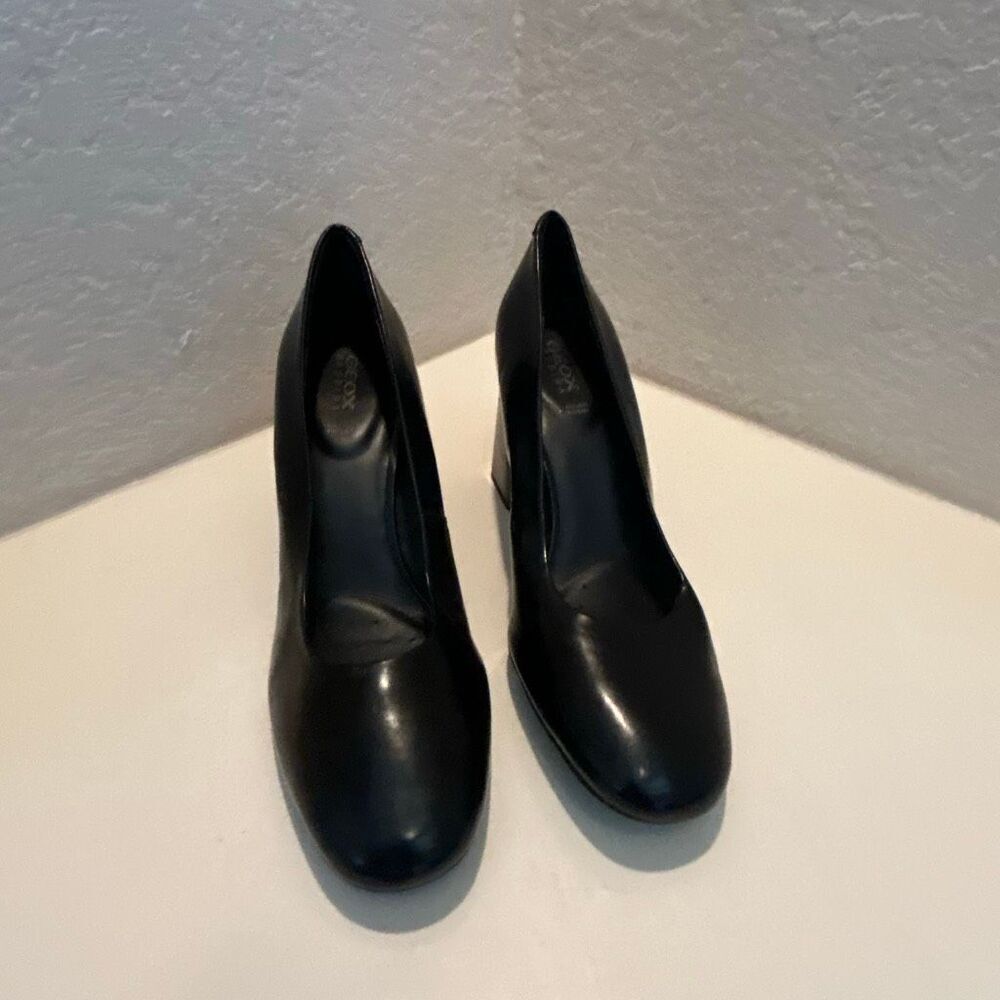 GEOX Size 41 Respira Block Pump Heels Black Italian Leather Classic Dress Shoe